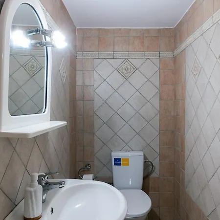 Villa Pinelopi *